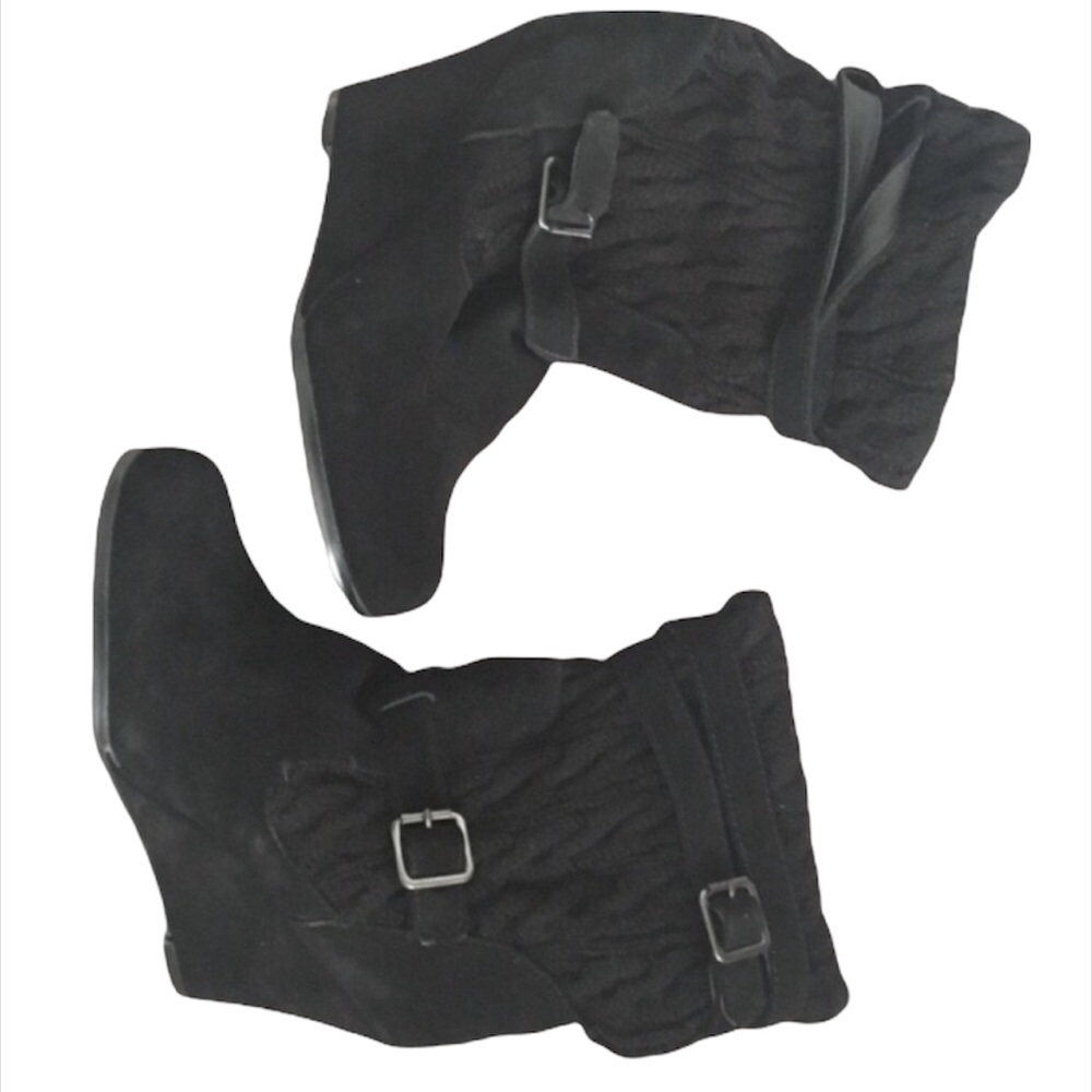 Black boots
